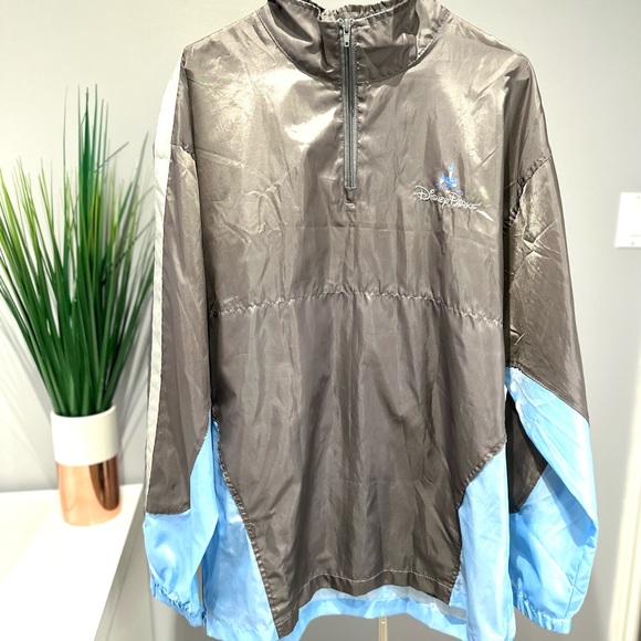 Disney parks packable jacket/ windbreaker - Picture 2 of 7